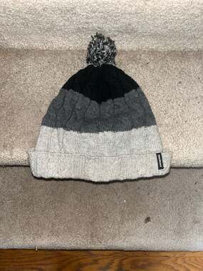 Patagonia Glacier Stripe Cable Knit Beanie Pom Hat